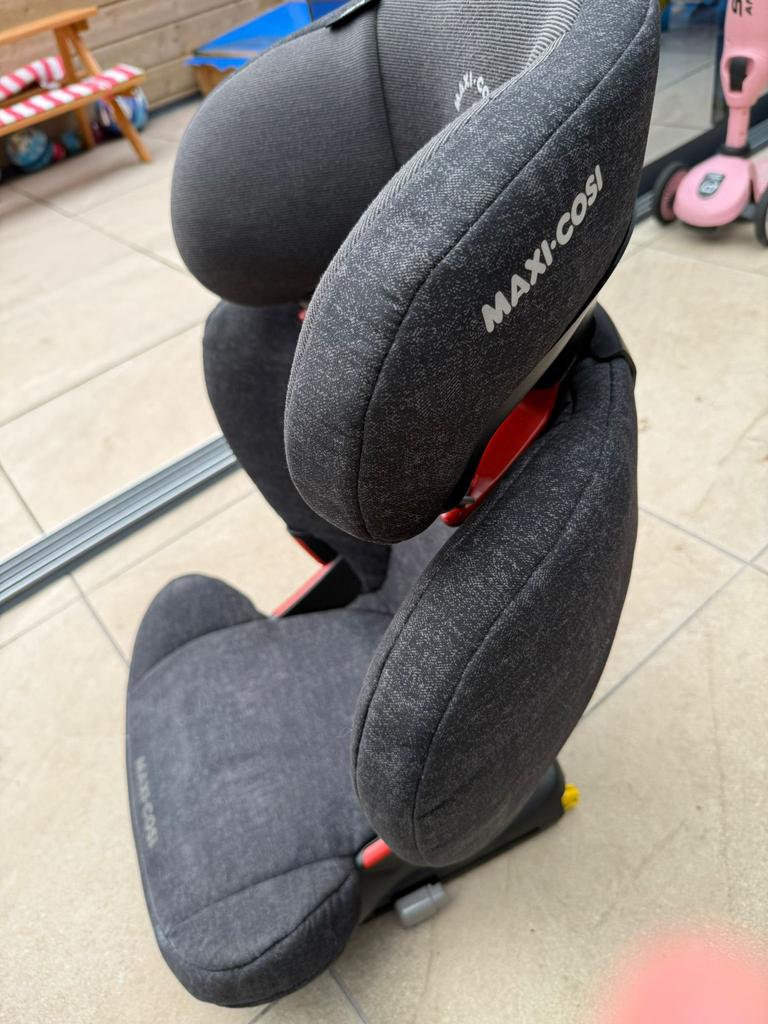 Maxi cosi autostoel, Ophalen, Autogordel, 9 t/m 18 kg, Zo goed als nieuw