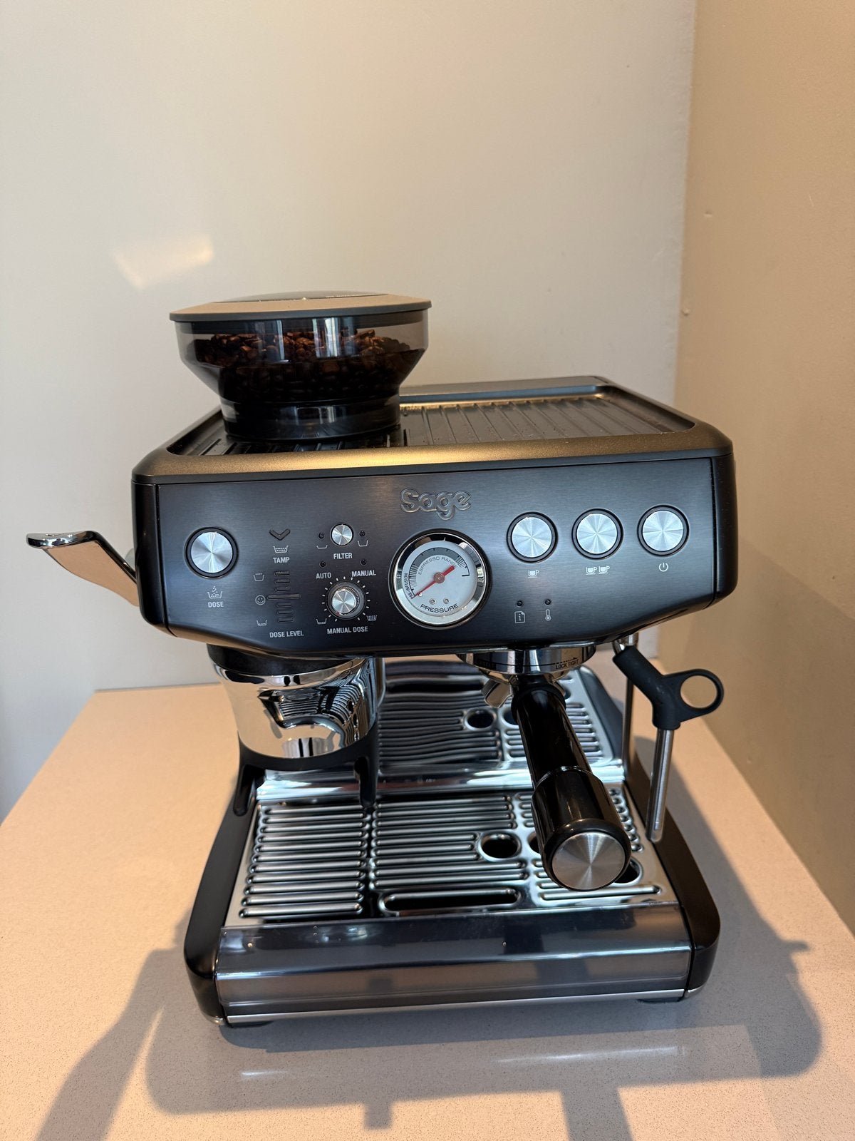 Sage Barista Express Impress Espressomachine, Afneembaar waterreservoir, Espresso apparaat, Zo goed als nieuw, 1 kopje