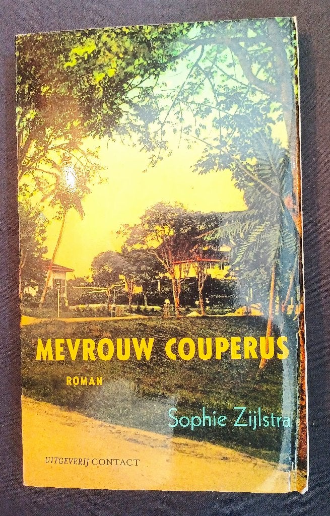 Mevrouw Couperus, Ophalen of Verzenden, Gelezen