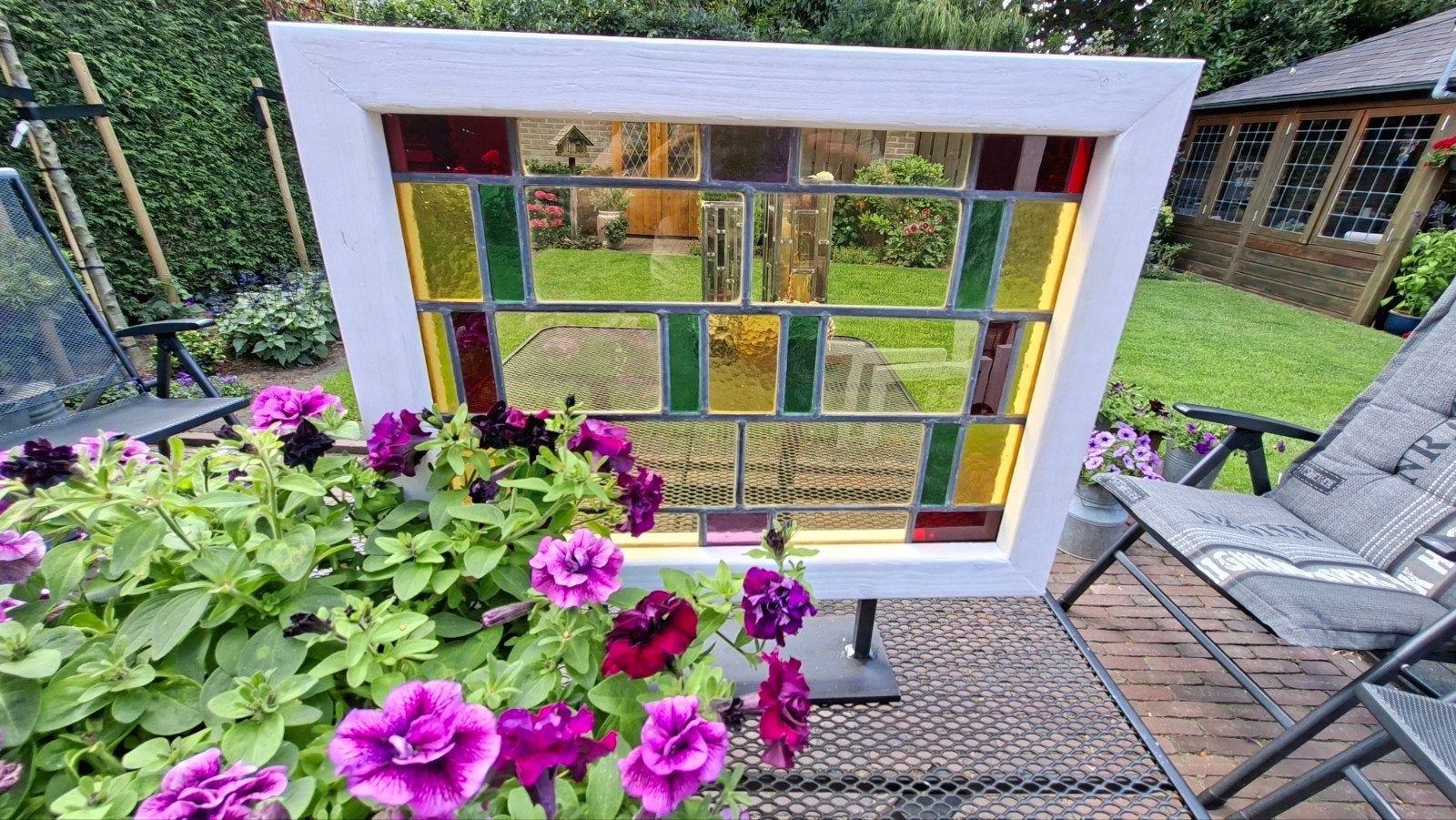 Glas in lood raam op standaard., Ophalen