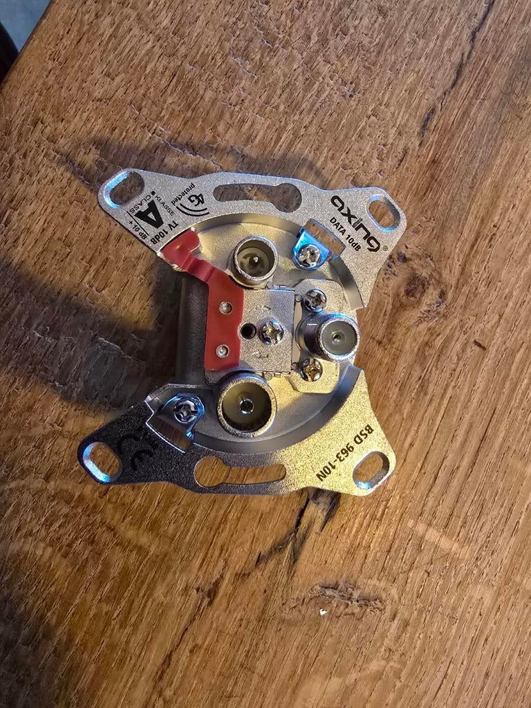 Nieuwe Axing DSB 963-10N - 2 stuks, Ophalen of Verzenden, Nieuw, Minder dan 2 meter, Tv-kabel