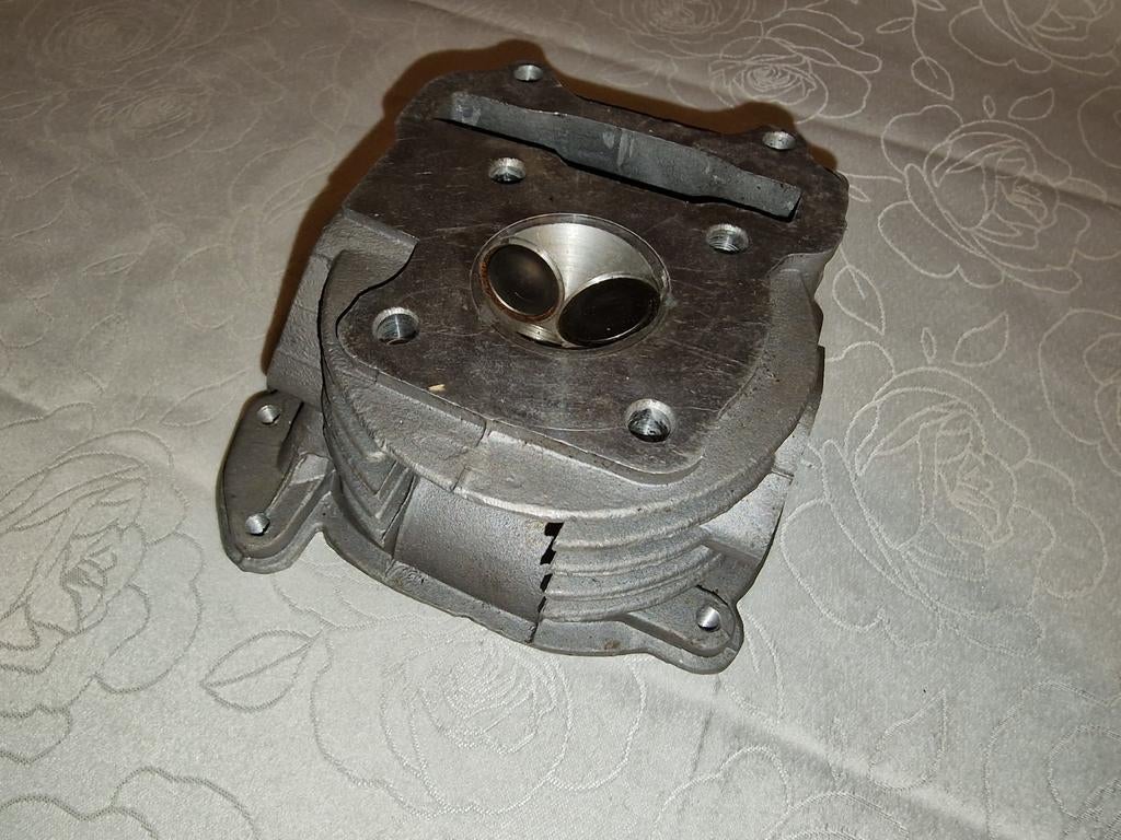Cilinderkop voor scooter/motor GY6 (4-takt, 2 kleppen), Ophalen, Gebruikt, Cilinder, Overige merken