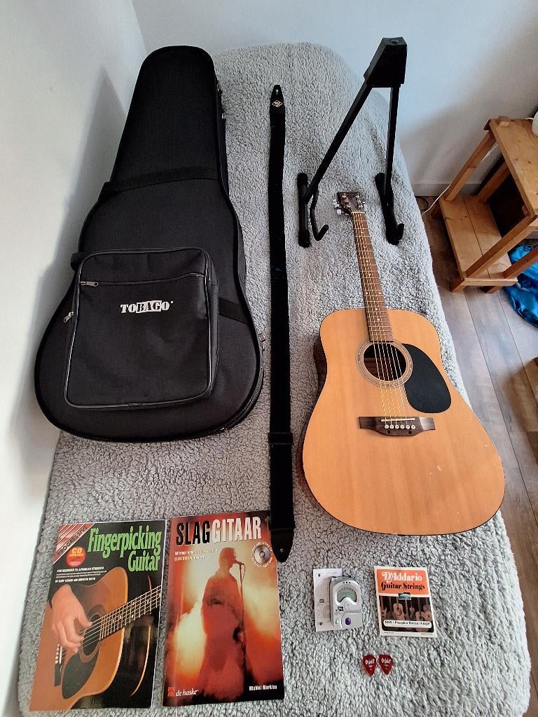 Gitaar beginnersset – akoestische gitaar, Muziek en Instrumenten, Snaarinstrumenten | Gitaren | Akoestisch, Ophalen, Zo goed als nieuw