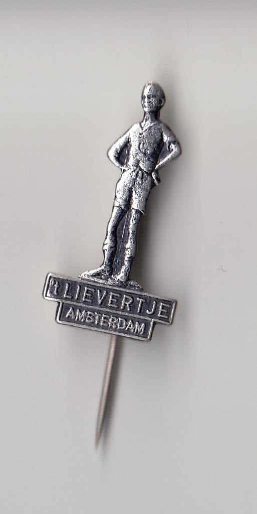 Amsterdam 't Lieverdje speldje, Verzamelen, Gebruikt, Niet vindbaar, Niet vindbaar, Speldje of Pin