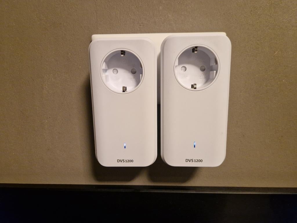 2x KPN DVS1200 draadloze verbindingsadapters, Ophalen of Verzenden, Gebruikt, Kpn