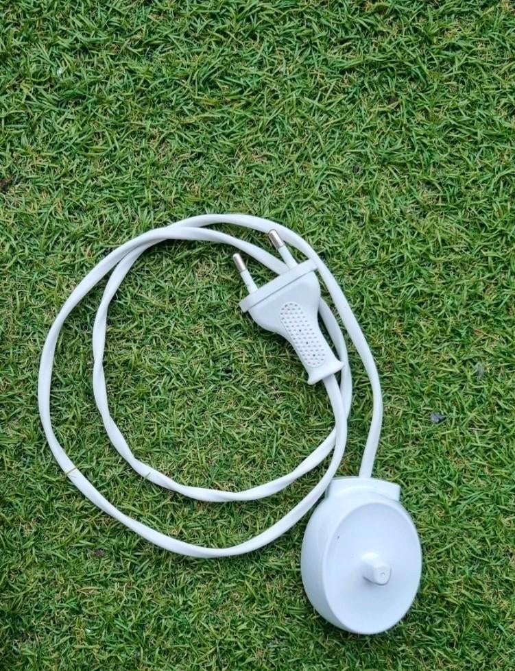 Oral-B oplader wit oral b 💫, Ophalen of Verzenden, Zo goed als nieuw, Mondverzorging