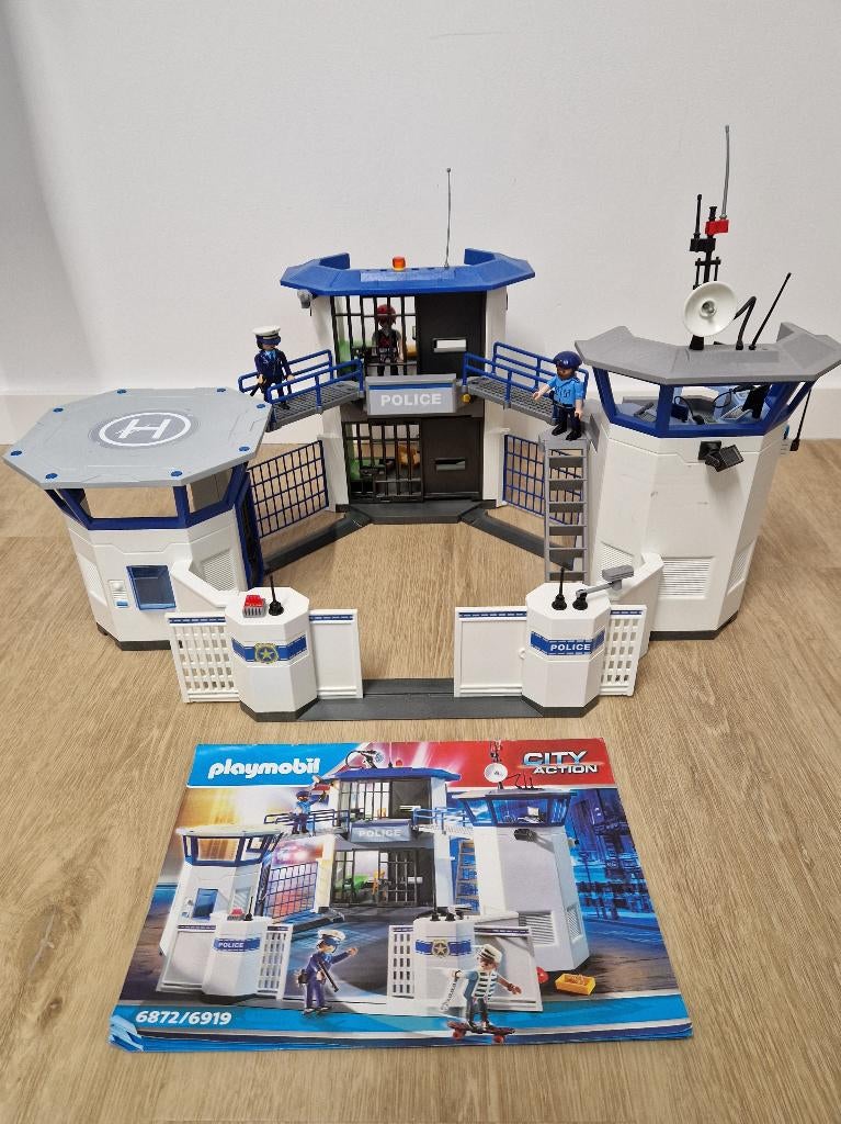 Playmobil City Action Politiebureau met gevangenis 6872, Ophalen, Gebruikt