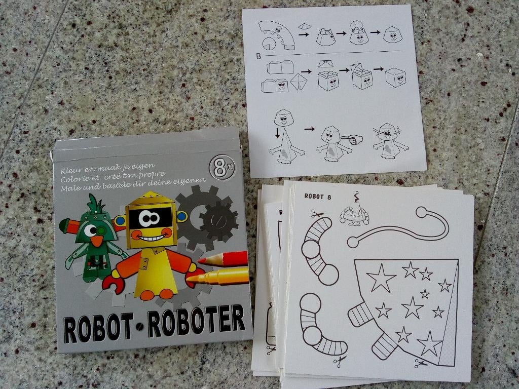 Knutselen: papieren robots 7 stuks, Ophalen of Verzenden, Nieuw
