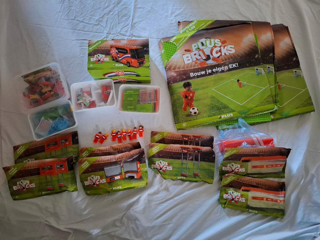 Bricks voetbal (veld, dug-outs, spelersbus, etc), Ophalen, Nieuw, Overige merken
