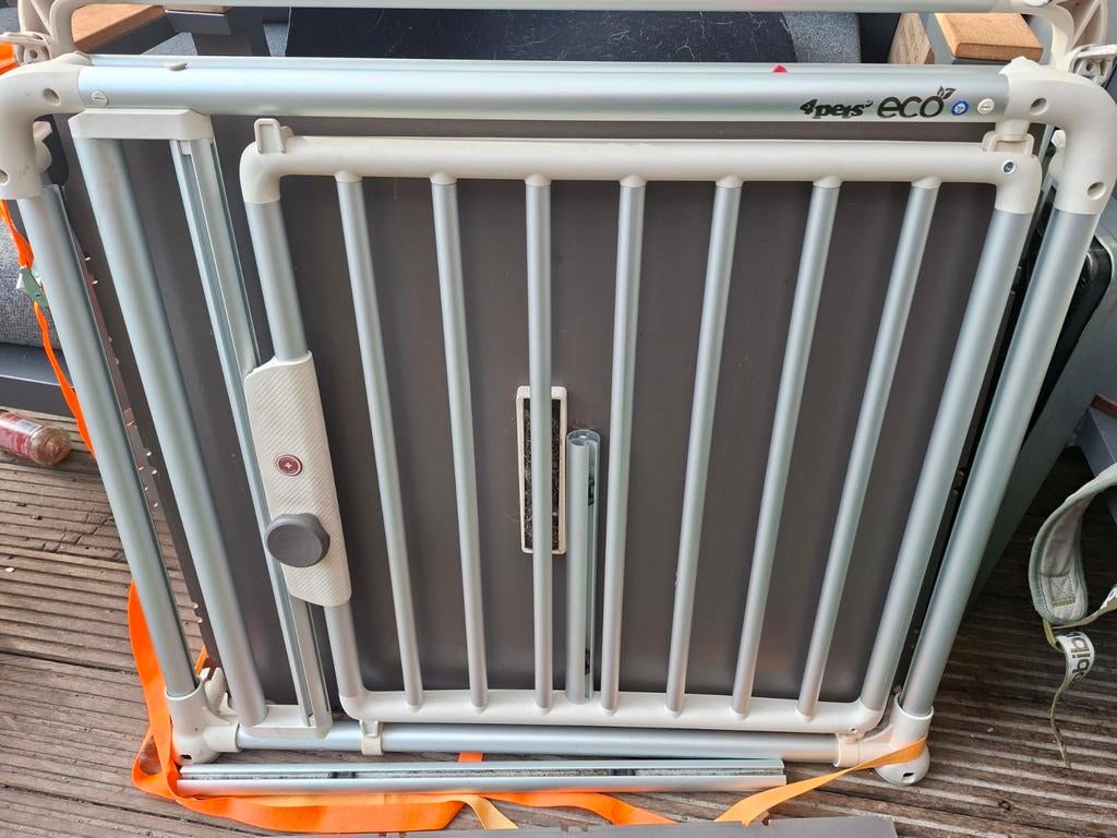 Dog box eco4 honden bench Small, Ophalen of Verzenden, Zo goed als nieuw