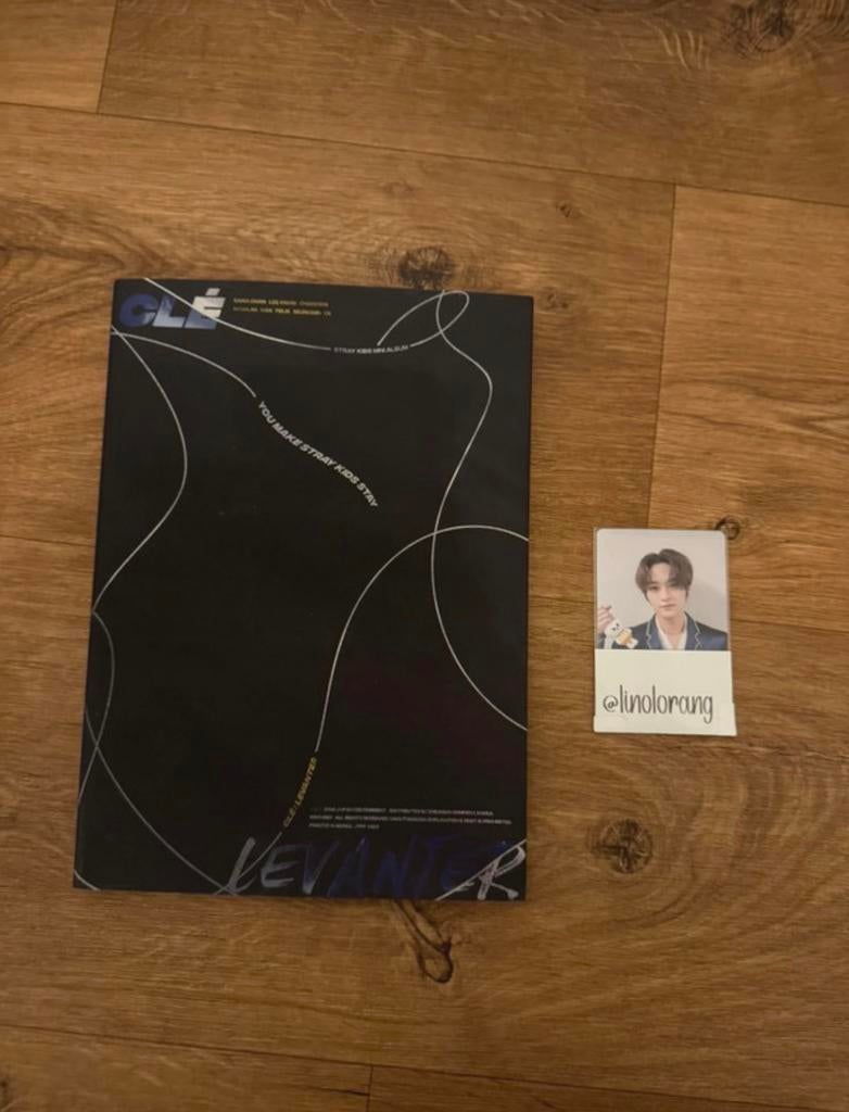 stray kids levanted limited, Ophalen of Verzenden, Zo goed als nieuw, Aziatisch