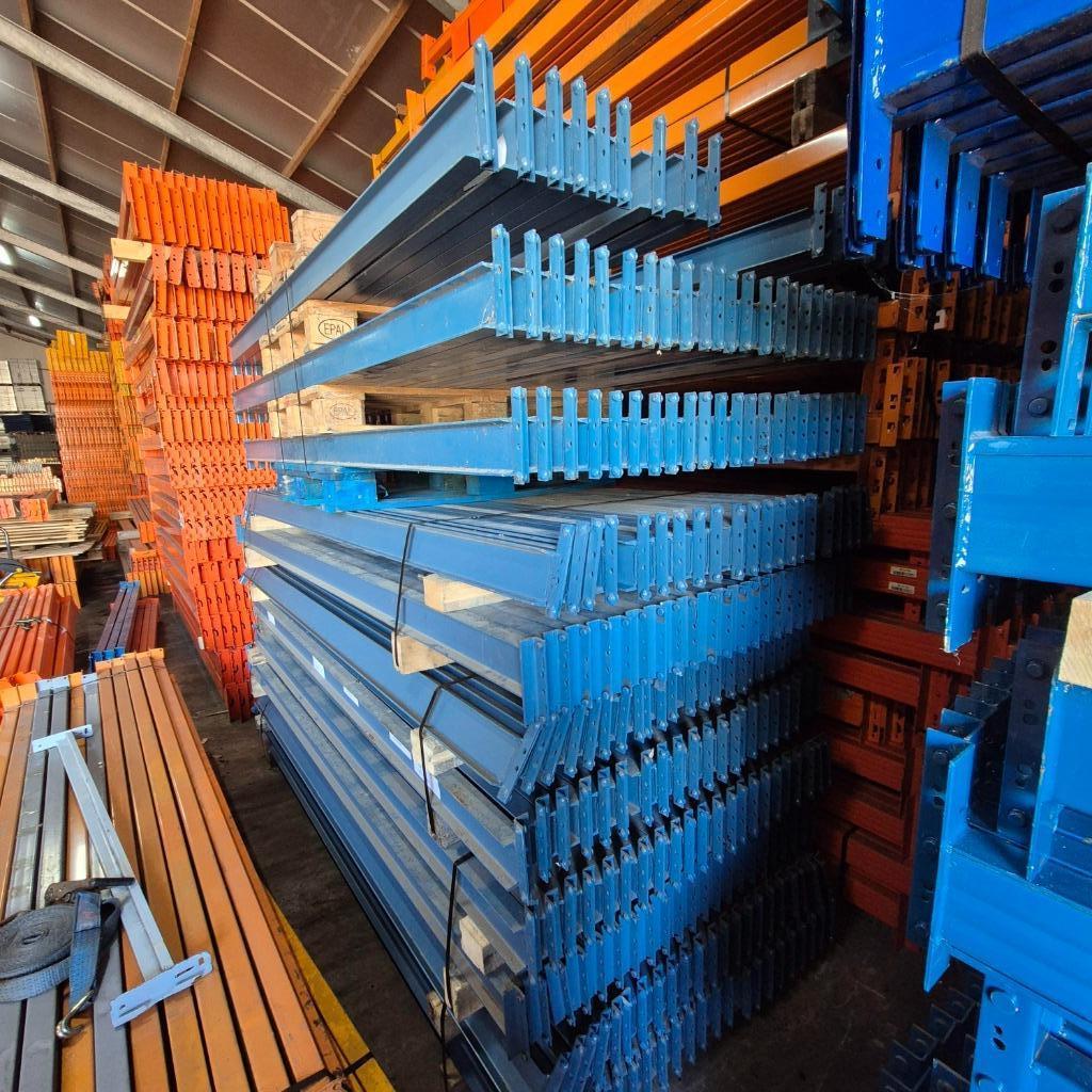 Gebruikte Hovuma Palletstelling 450-107cm/270 cm 3500Kg, Ophalen of Verzenden