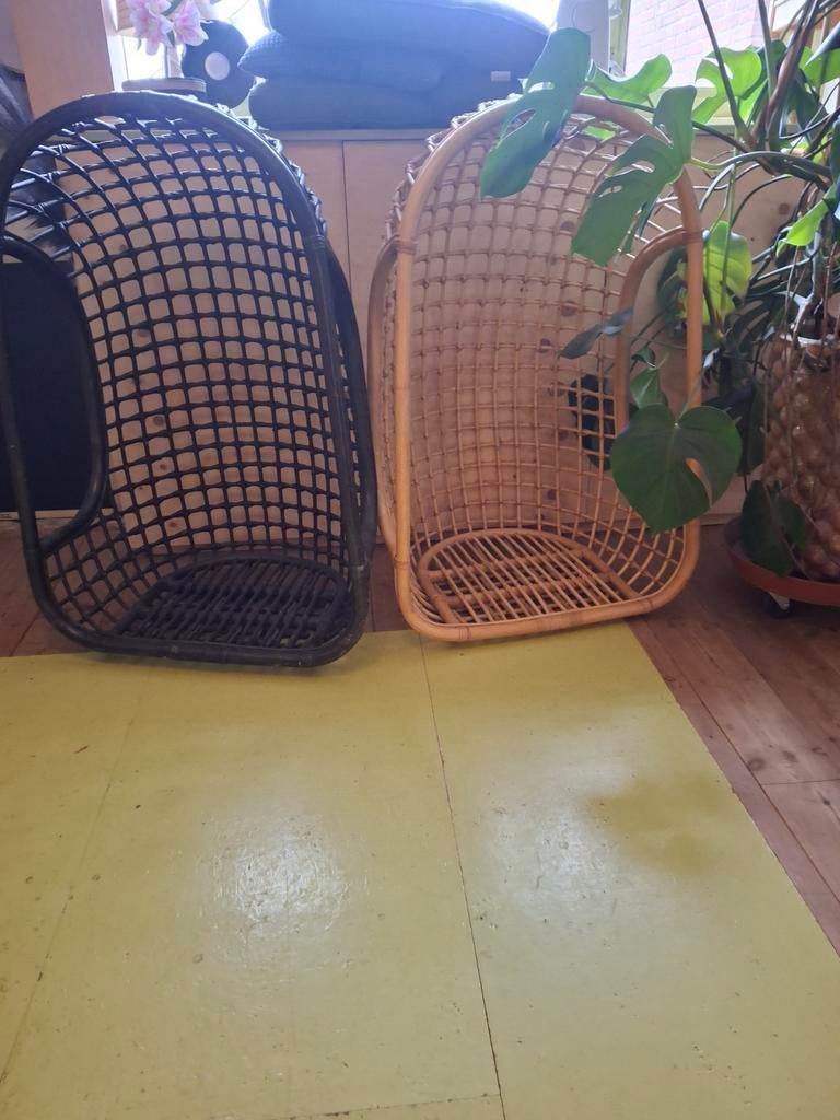 Twee hangstoelen te koop, Gebruikt, Twee, Zwart, Ophalen of Verzenden