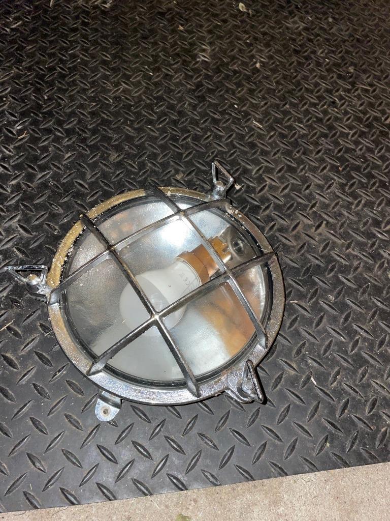 Buitenlampen 3 x (scheepslamp waterdicht), Tuin en Terras, Buitenverlichting, Ophalen, Overige materialen, Gebruikt, Minder dan 50 watt