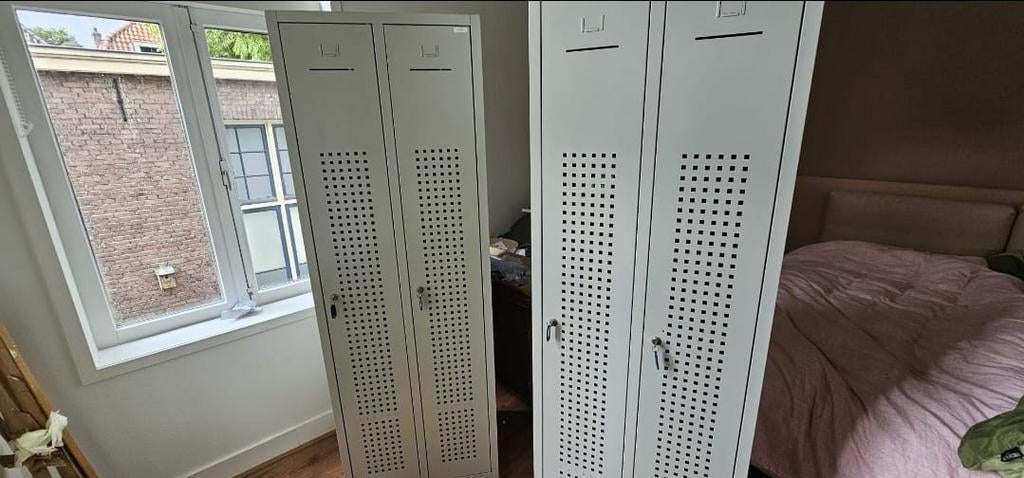 Twee Lockers met Hangelement - Goede Staat, Ophalen, Gebruikt, Industrieel