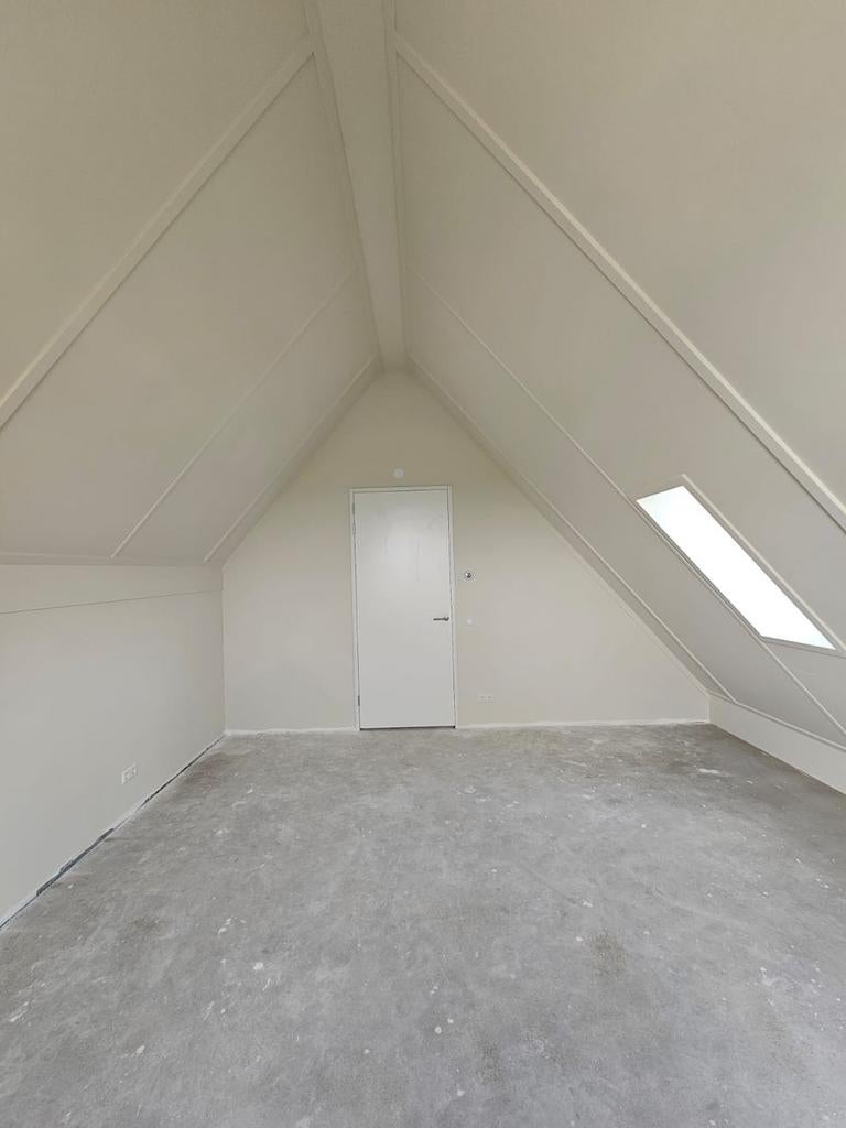 Foto 16 van Renovlies Top Kwaliteit Behangers