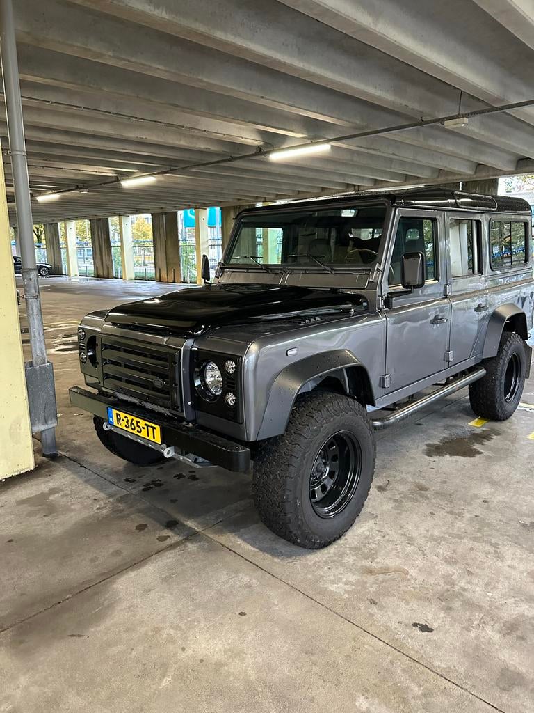 In prijs verlaagd!!! Land Rover Defender 110 bj’98, Auto's, Land Rover, Stof, 4 cilinders, 2495 cc, 10 km/l