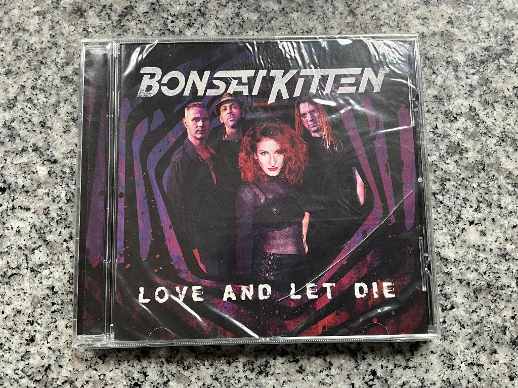 Cd van Bonsai Kitten - Love and let die, Ophalen of Verzenden, Nieuw in verpakking