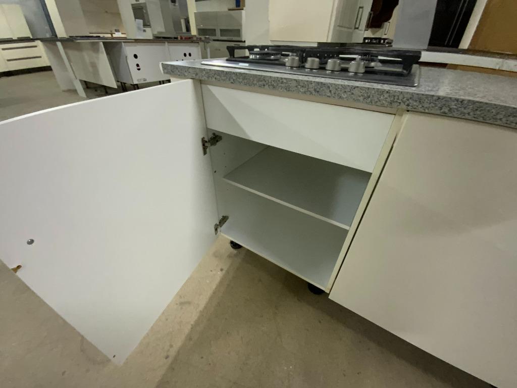 Complete keuken 2376 is nu afgeprijsd van €1449 naar €999, Wit, Hoekkeuken, Ophalen of Verzenden, Zo goed als nieuw