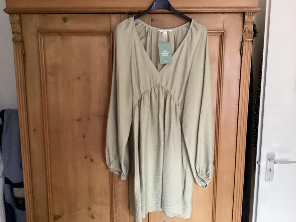 Tuniekblouse/jurkje salie groen mt XS vals als S NIEUW, Kleding | Dames, Ophalen of Verzenden, Nieuw, Maat 38/40 (M), Groen