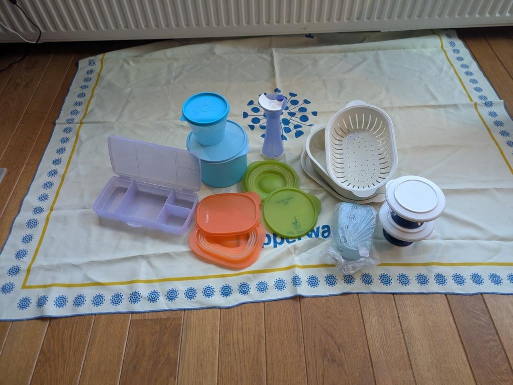 Tupperware verzameling bakjes, schalen etc., Ophalen of Verzenden, Zo goed als nieuw, Schaal