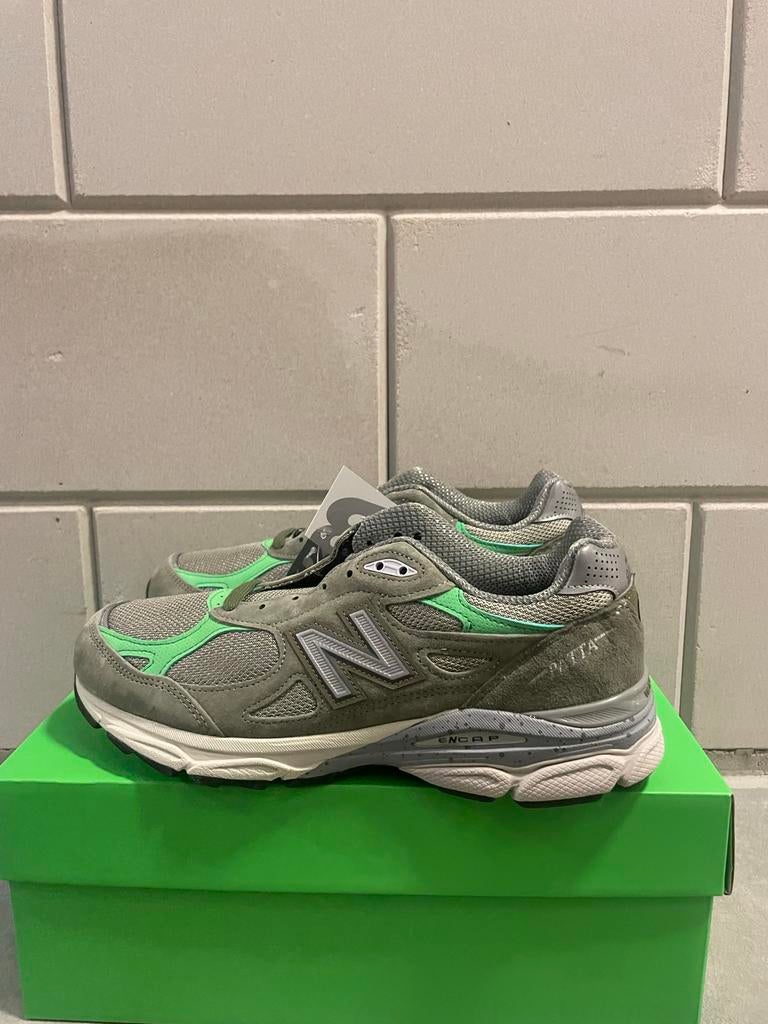 Patta x New Balance 990v3 olive - Maat 41,5 - Nieuw!, Kleding | Heren, Schoenen, Ophalen of Verzenden