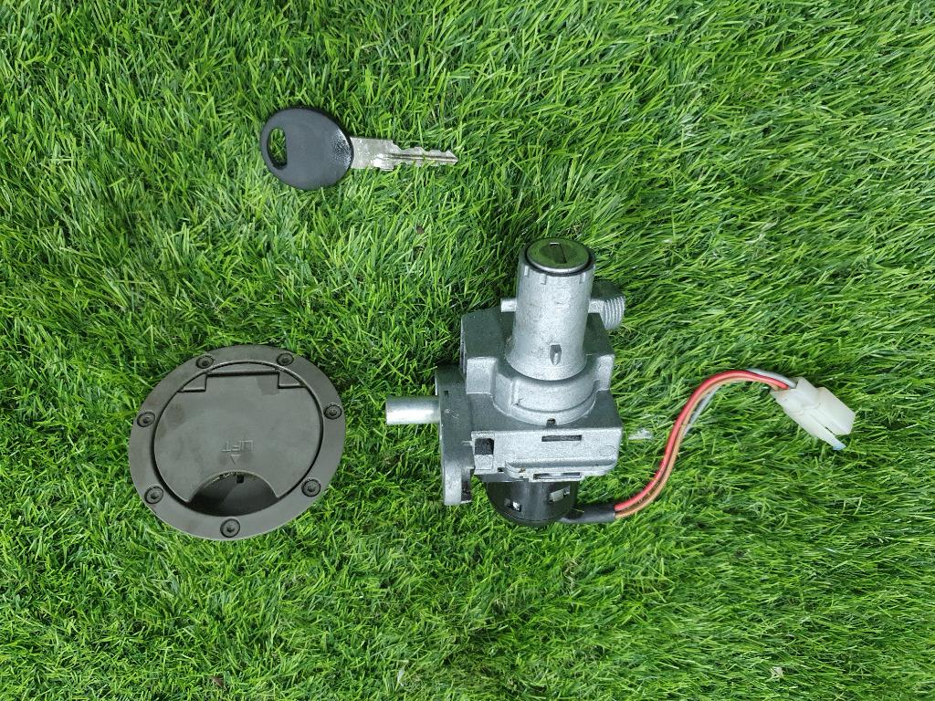 Yamaha Aerox / Neos slotenset contactslot tankdop slot kabel, Fietsen en Brommers, Brommeronderdelen | Scooters, Ophalen of Verzenden