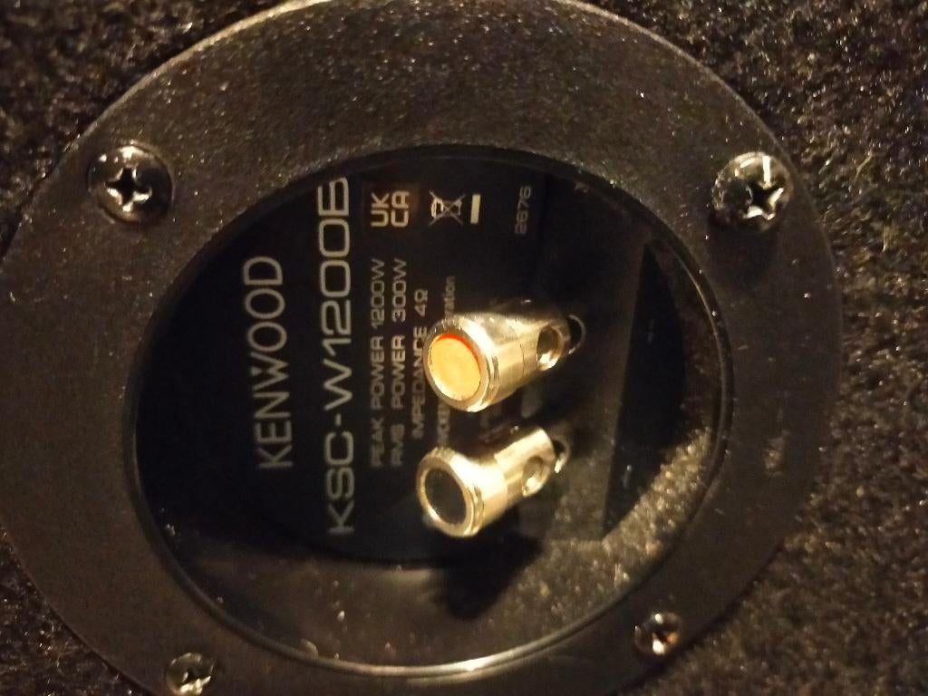 Auto subwoofer kenwood 300rms met versterker 560w excaliber, Ophalen, Gebruikt