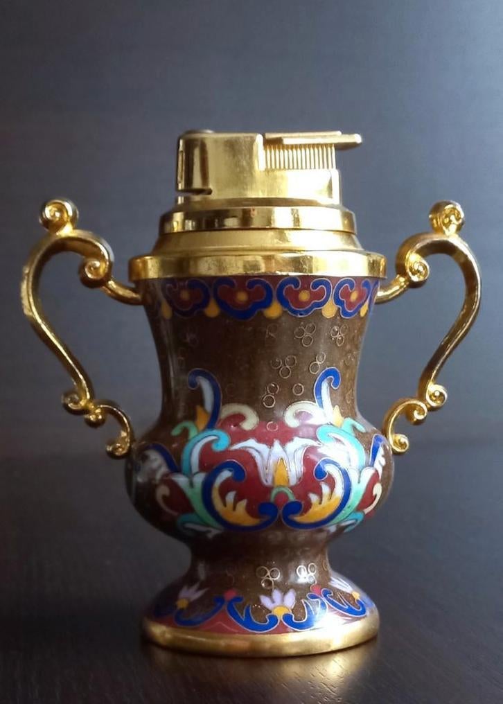 Amfora-vormige cloisonné aansteker"Aansteker cloisonné, Antiek en Kunst, Ophalen of Verzenden