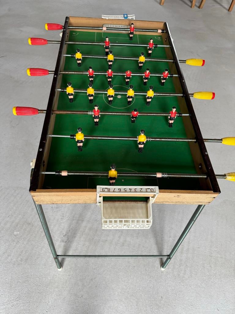 Vintage Voetbalspel Jaren 60, Hobby en Vrije tijd, Gezelschapsspellen | Bordspellen, Een of twee spelers, Ophalen of Verzenden