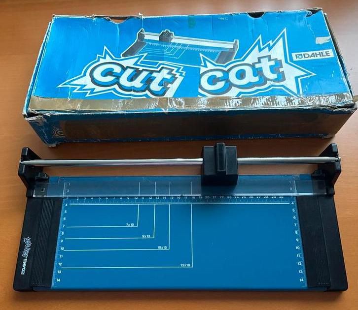 Dahle Cut Cat Papiersnijmachine, Ophalen, Gebruikt