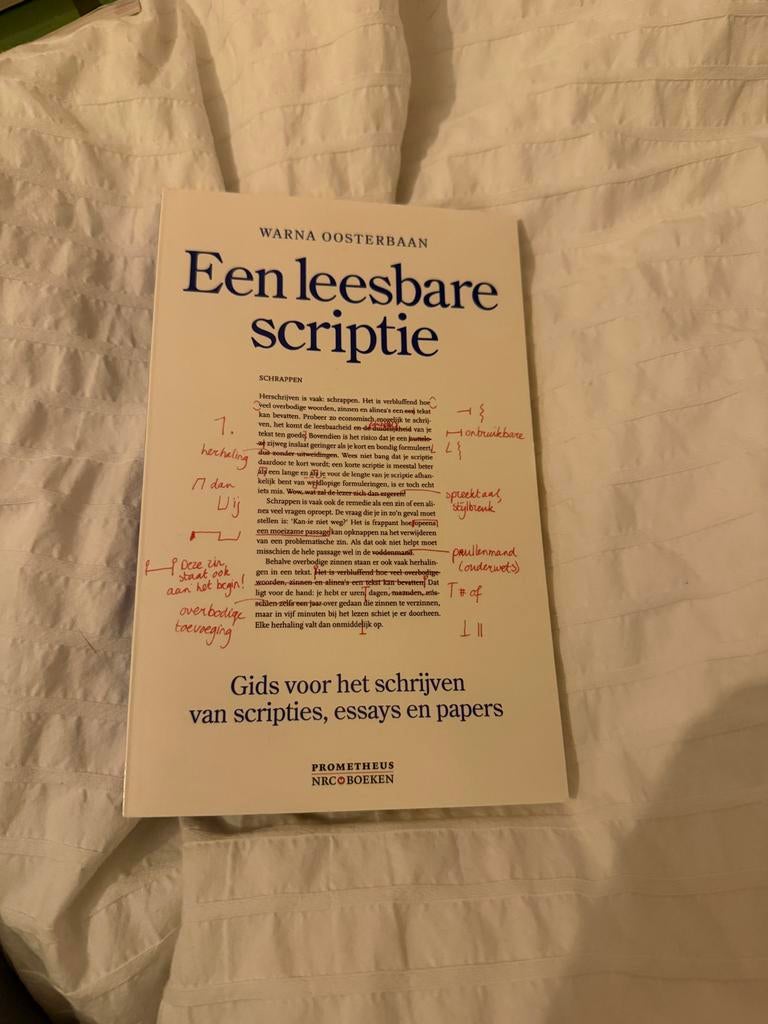 Een leesbare scriptie - Warna Oosterbaan, Ophalen of Verzenden, Gelezen, HBO