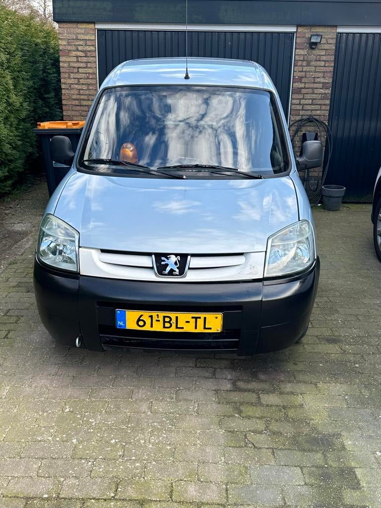 Peugeot Partner 1.9 D 170C 2004, Auto's, Voorwielaandrijving, 4 cilinders, Origineel Nederlands, 1138 kg