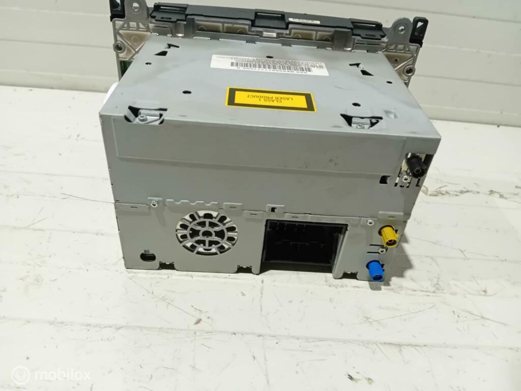 Radio Mercedes A klasse A1698702589, Ophalen of Verzenden, Gebruikt