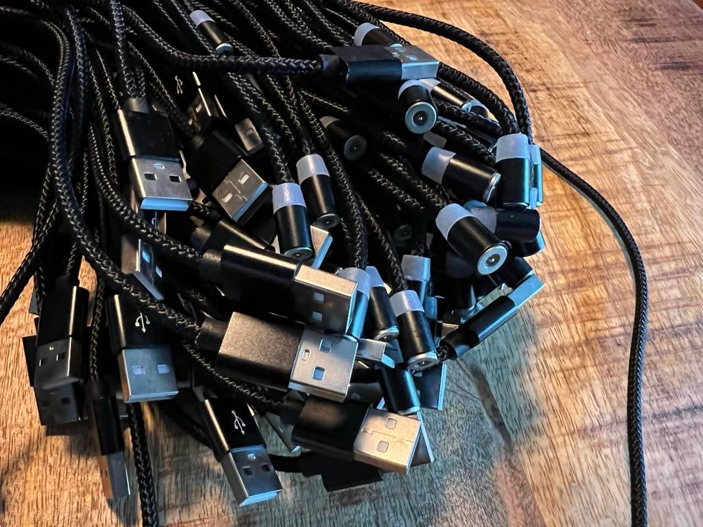 Partij 96x 3-in-1 Magnetische Oplaadkabels - Nieuw, Ophalen of Verzenden, Nieuw, Snoer of kabel, Apple iPhone