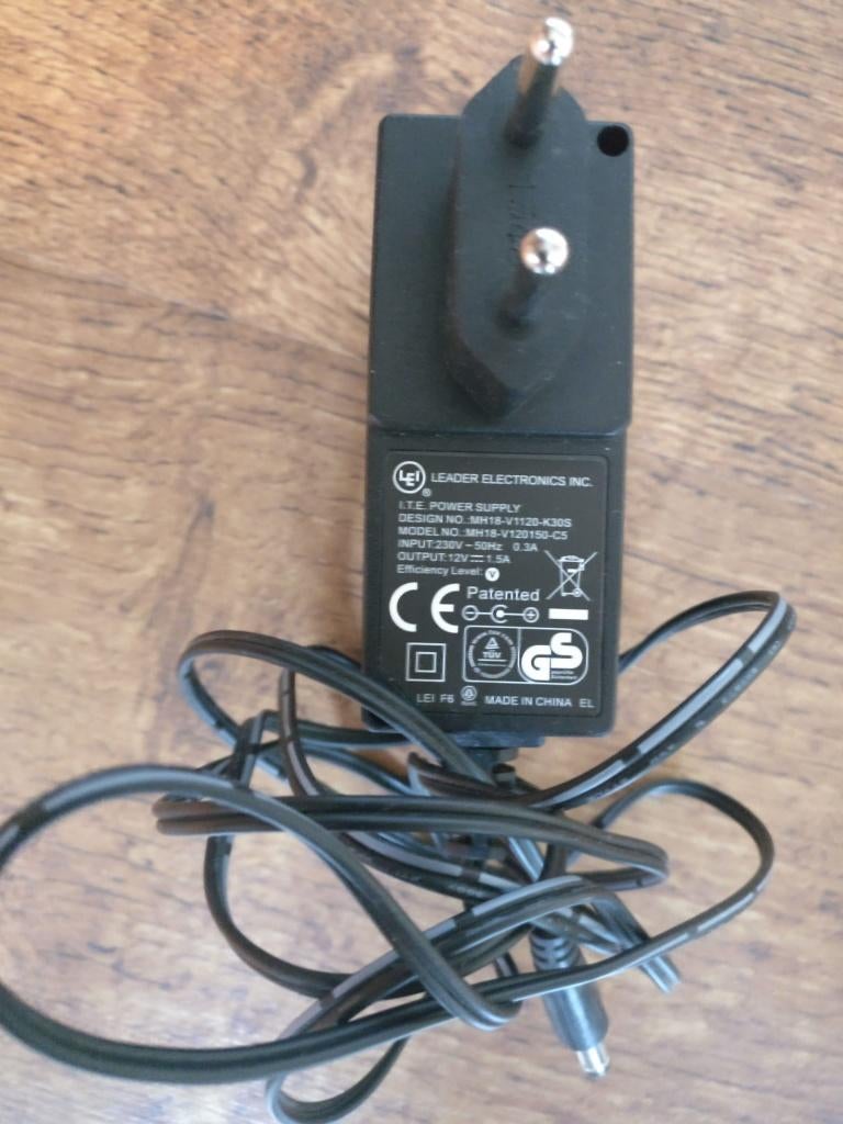 Adapter oplader Leader Electronics MH18-V120150-C5 12v 1.5A, Audio, Tv en Foto, Opladers, Ophalen of Verzenden, Zo goed als nieuw