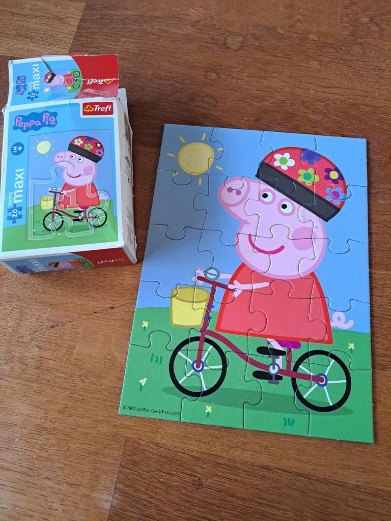 Peppa pig puzzel 3+ en knuffel, Kinderen en Baby's, Ophalen, 10 tot 50 stukjes, Gebruikt, 2 tot 4 jaar