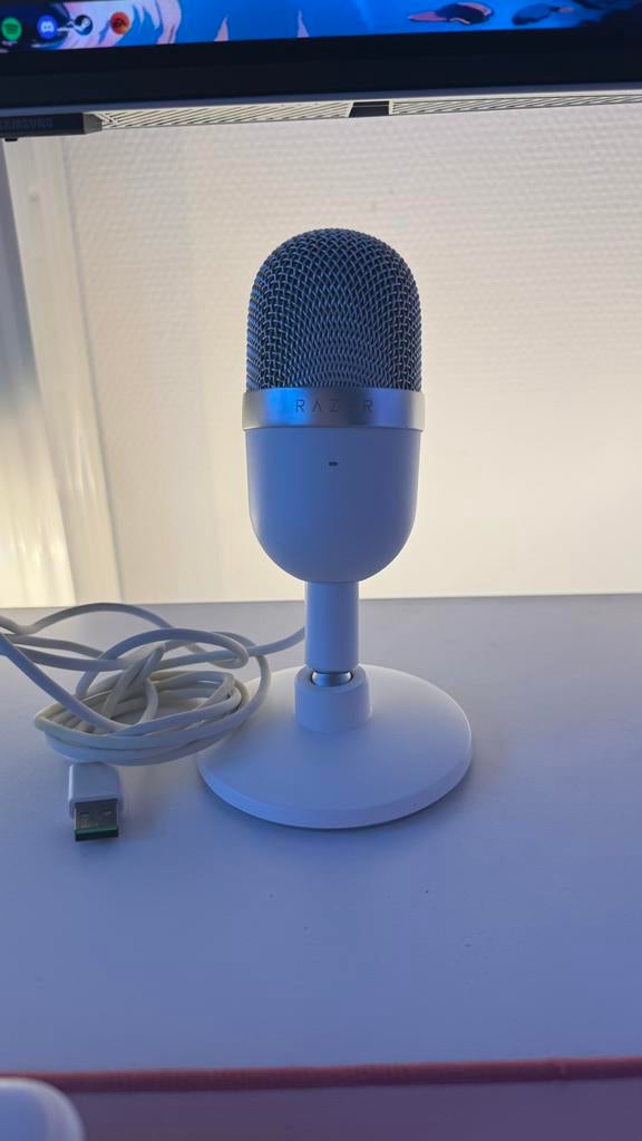 Razer seiren mini wit, Muziek en Instrumenten, Microfoons, Ophalen of Verzenden, Zo goed als nieuw, Overige typen