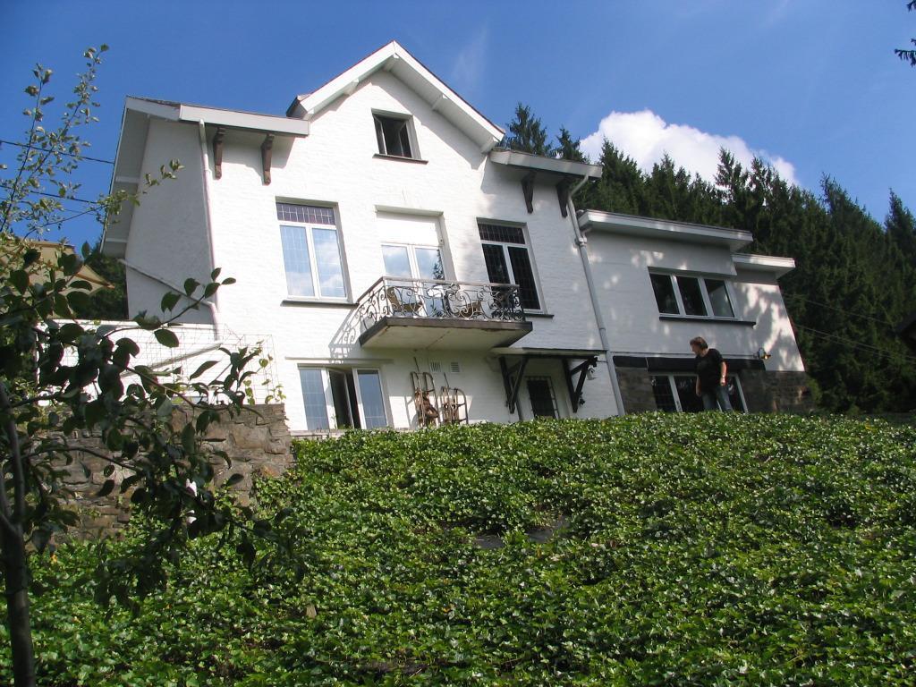 Ardennen mooi 12 persoons vakantiehuis, Vakantie, Vakantiehuizen | België, 12 personen, 4 of meer slaapkamers, In bos, Eigenaar
