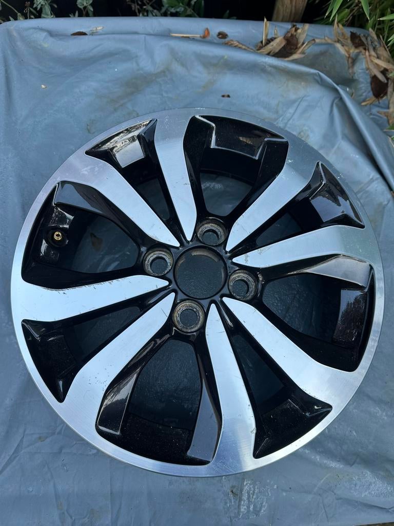 Originele alu Velg ‘atomic” citroën c1 vanaf 2014, 4x100, Auto diversen, Wieldoppen, Ophalen of Verzenden, Zo goed als nieuw