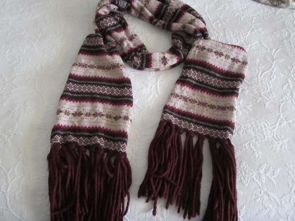 sjaal 253x30 cm, Kleding | Dames, Mutsen, Sjaals en Handschoenen, H&M, Maat 46/48 (XL) of groter, Ophalen of Verzenden, Zo goed als nieuw