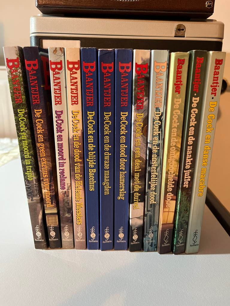 12 Baantjer Boeken - Uitgeverij De Fontein, Boeken, Ophalen of Verzenden, Gelezen, Tv-bewerking