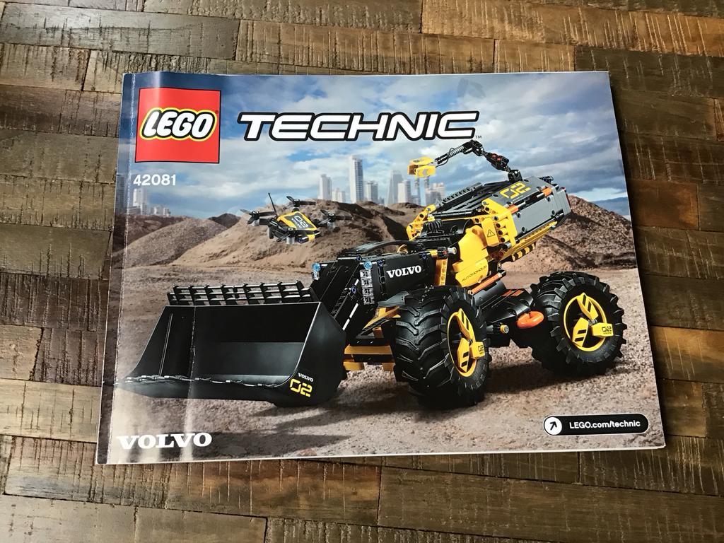 LEGO Technic 42081 Volvo Concept Wiellader ZEUX, Ophalen, Zo goed als nieuw, Complete set, Lego