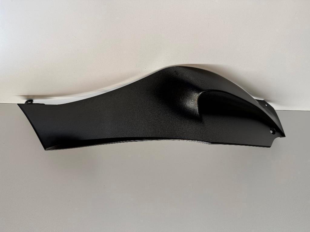 Kawasaki ZX-10R ZX10R Tank Cover Rechts 2011 > 2015, Gebruikt, Verzenden, Jac. Spijkerdreef 1, 2132 PZ Hoofddorp, Info@kawasaki.nl