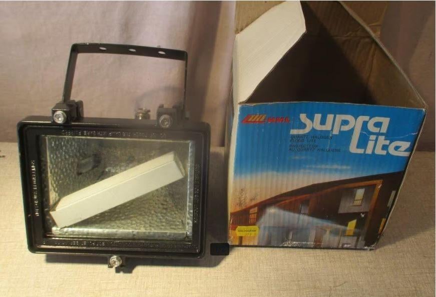 500 Watt Halogeenstraler - Flood Lite - Nieuw, Ophalen of Verzenden, Netvoeding, 250 watt of meer, Nieuw