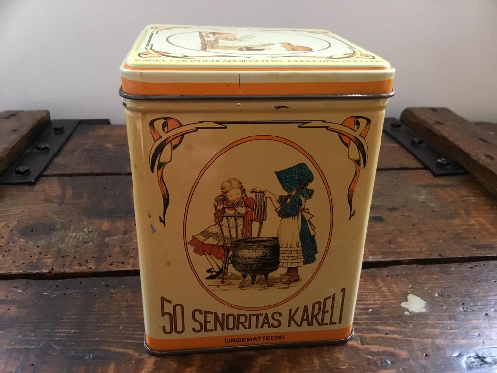 Karel I sigarenblikje., Ophalen of Verzenden, Zo goed als nieuw, Overige, Overige merken