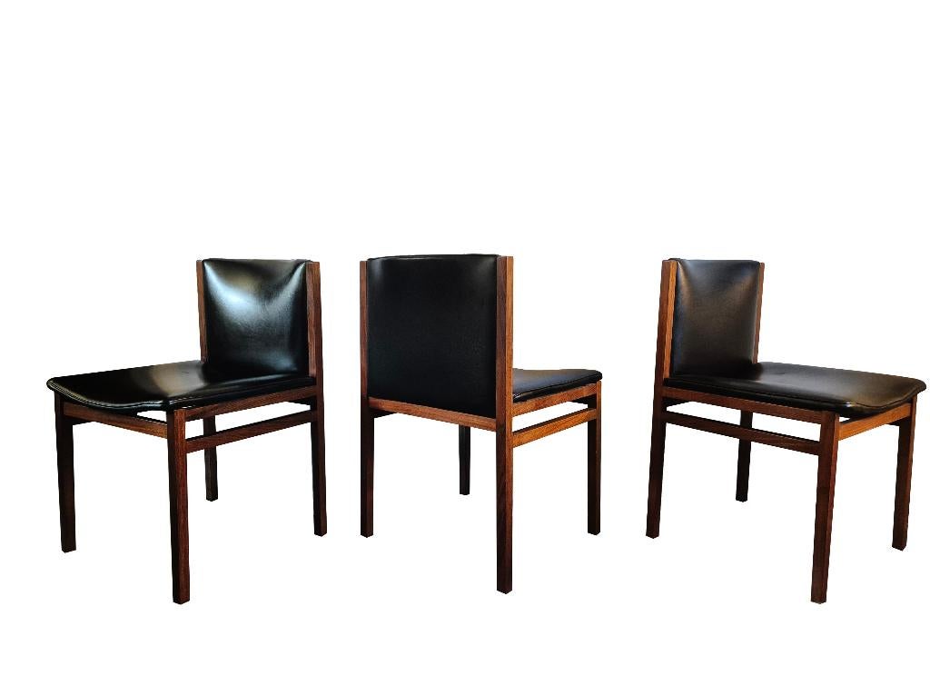 Fantastische vintage rosewood Tito Agnoli design stoelen, Huis en Inrichting, Stoelen, Gebruikt, Drie, Hout, Zwart, Ophalen
