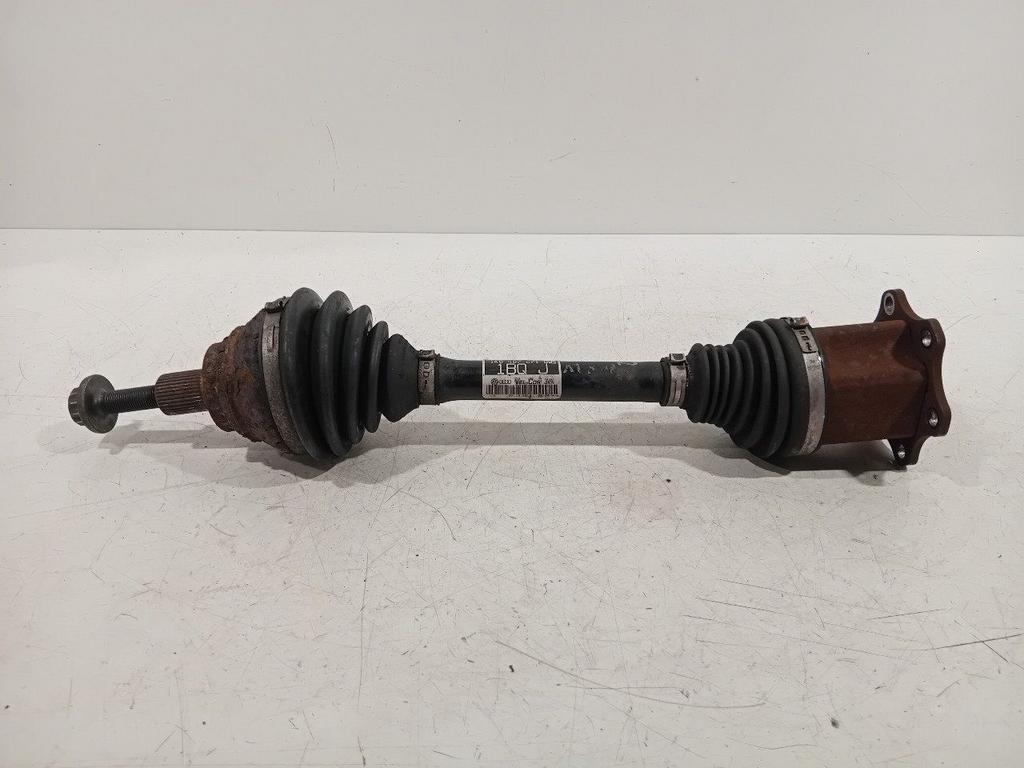 Aandrijfas links voor Volkswagen Golf, Onderdelen@venauto.nl, Van der Ven Autorecycling B.V., Gebruikt, Ettenseweg 76, 4706 PB Roosendaal, The Netherlands