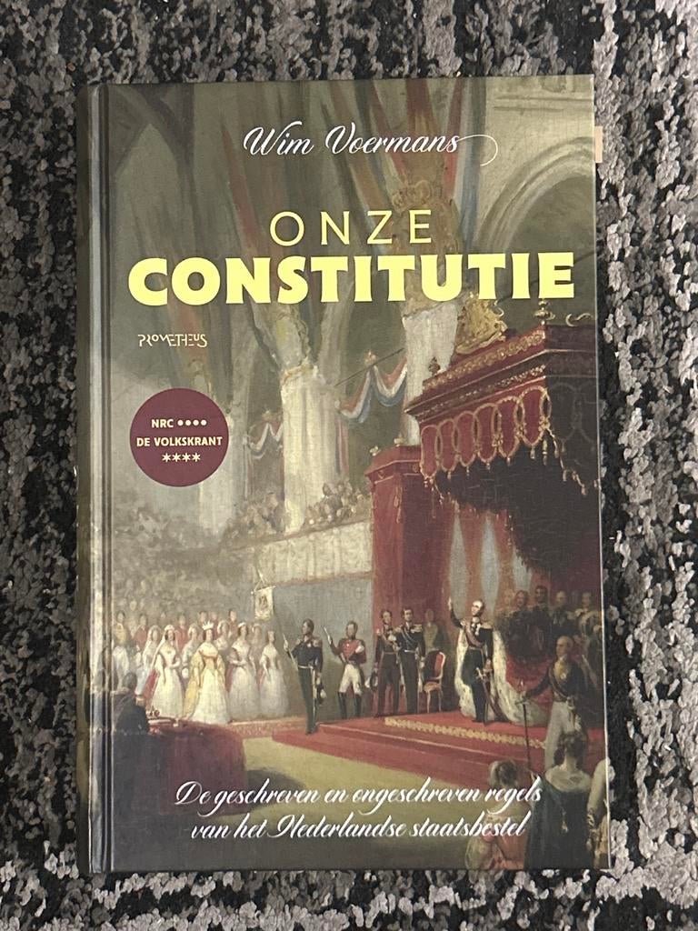 Onze Constitutie - Wim Voermans, Ophalen of Verzenden, Zo goed als nieuw, Politiek en Staatkunde, Nederland