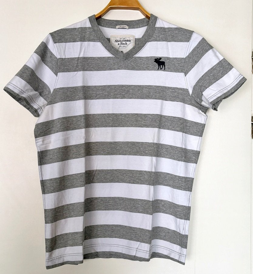 Abercrombie & Fitch Grijs-Wit Gestreept T-shirt, Maat 56/58 (XL), Ophalen of Verzenden, Zo goed als nieuw, Abercrombie & Fitch